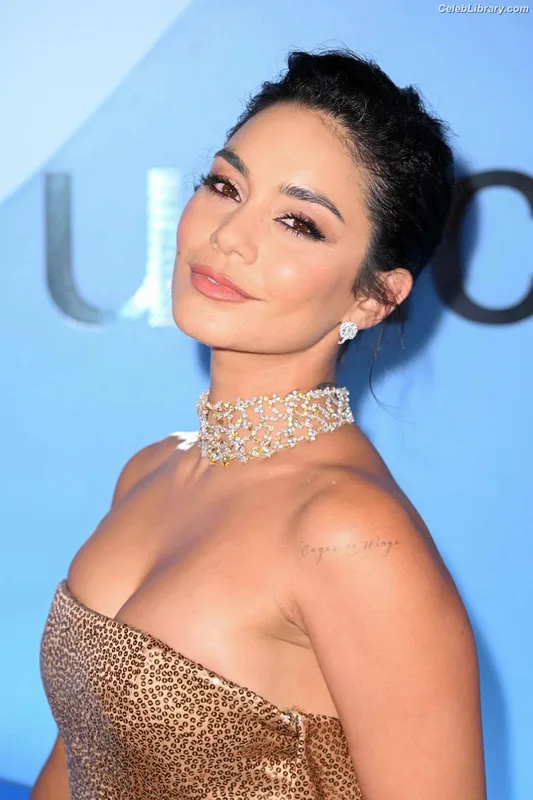 Vanessa Hudgens photo 6 of 1607