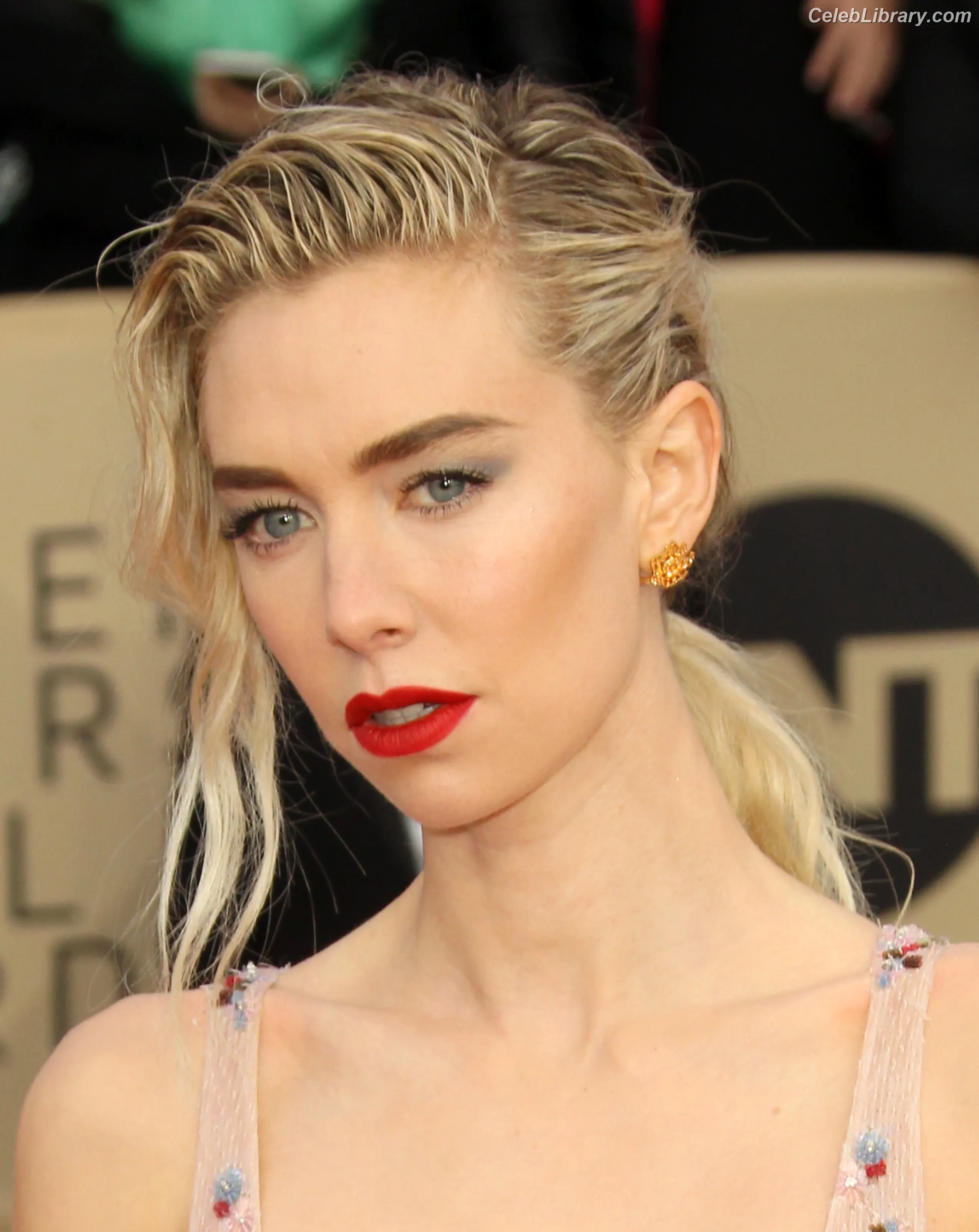 Vanessa Kirby photo 4 of 1108
