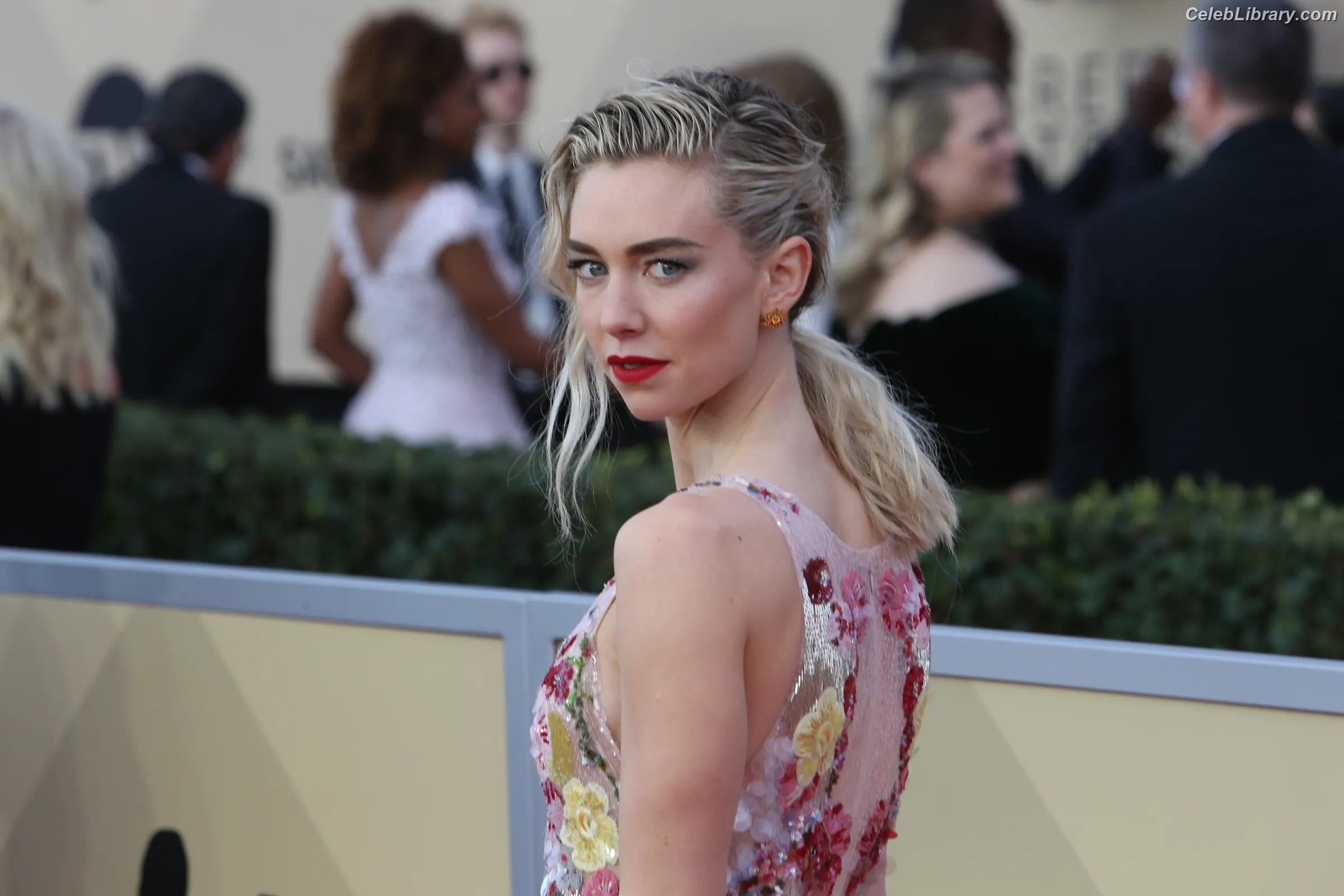 Vanessa Kirby photo 9 of 1108