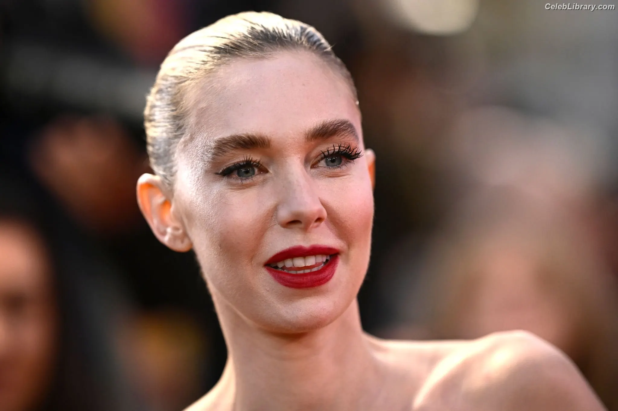 Vanessa Kirby photo 1 of 1108