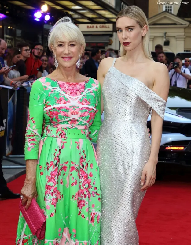Vanessa Kirby photo 21 of 1109