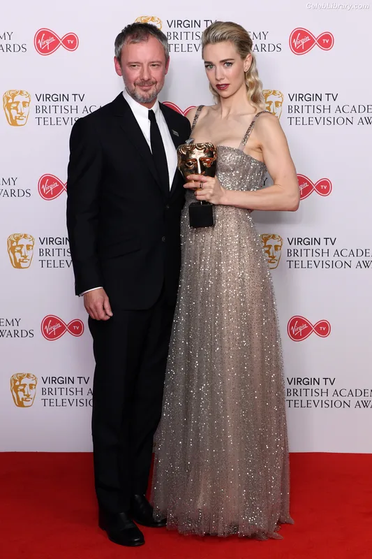 Vanessa Kirby photo 8 of 1109