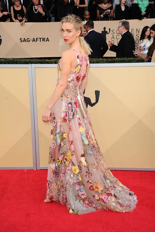 Vanessa Kirby photo 20 of 1109