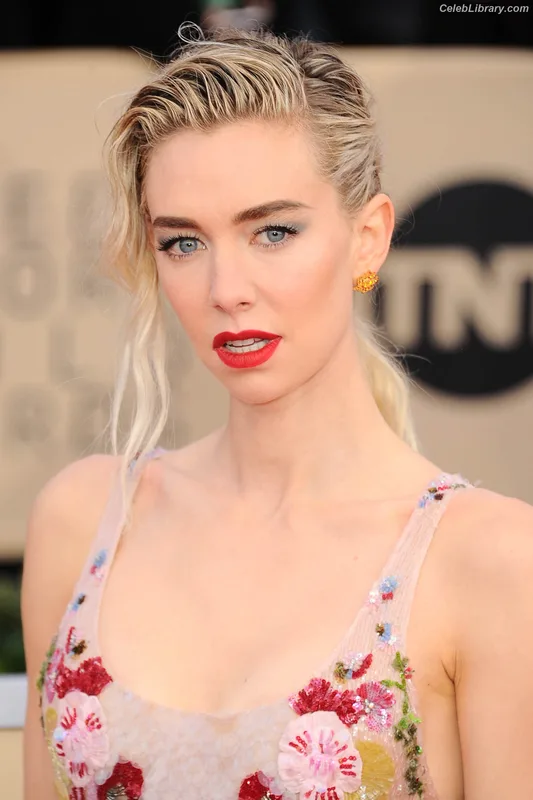 Vanessa Kirby photo 21 of 1109