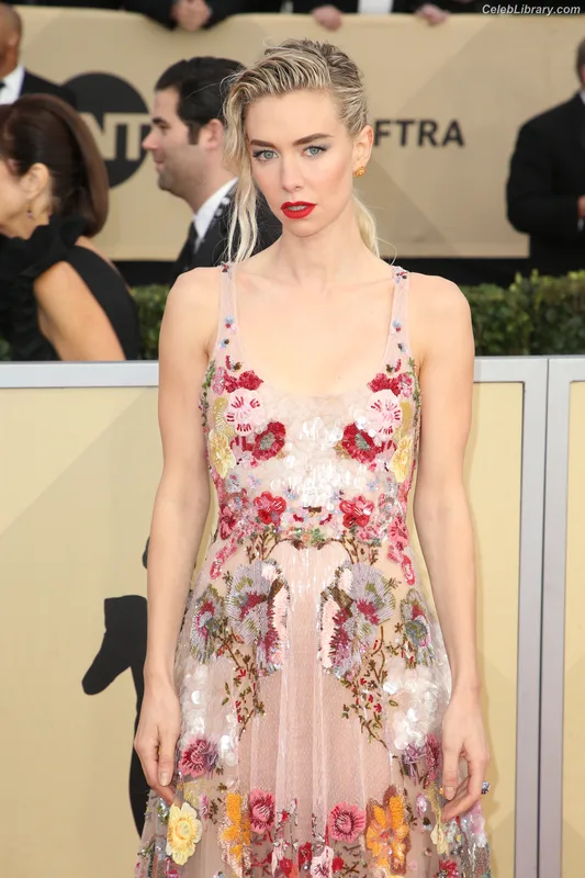 Vanessa Kirby photo 6 of 1109