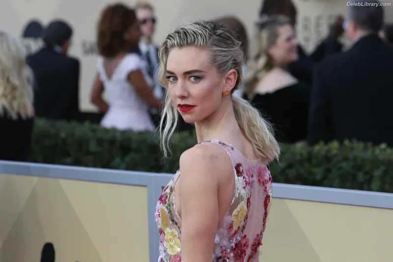 Vanessa Kirby photo 9 of 1109
