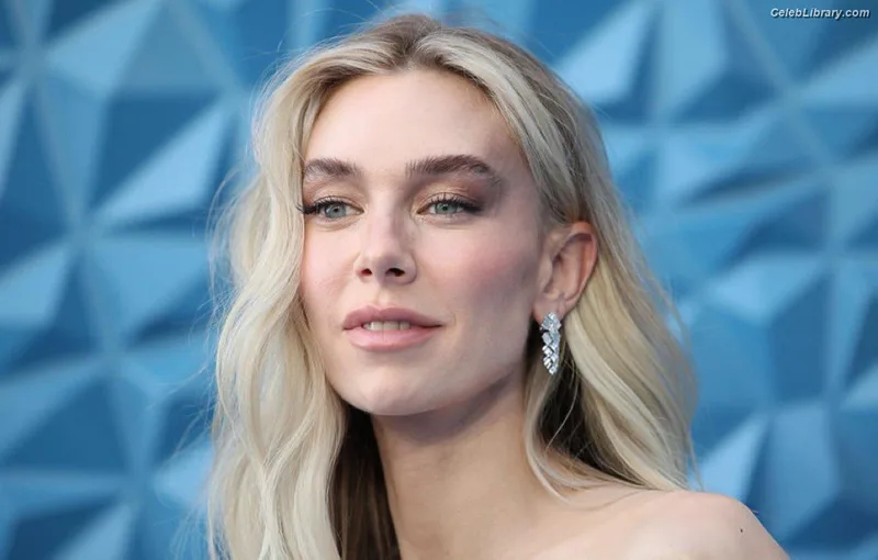 Vanessa Kirby photo 8 of 1109