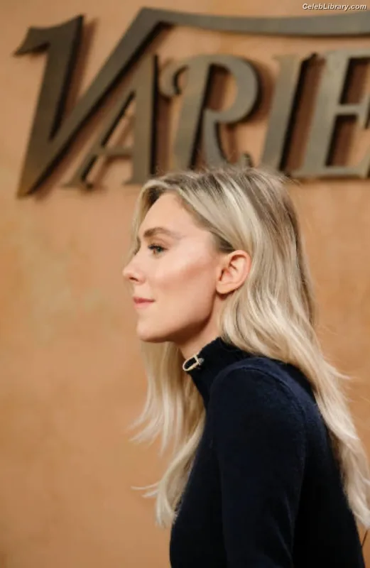 Vanessa Kirby photo 21 of 1109
