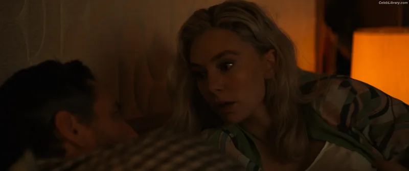 Vanessa Kirby photo 20 of 1109