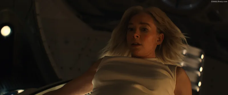 Vanessa Kirby photo 22 of 1109