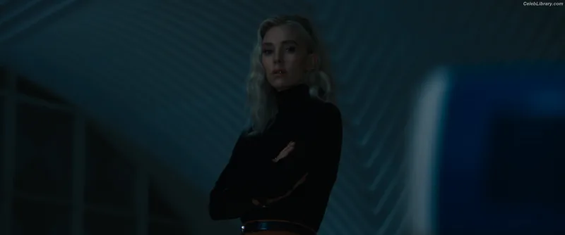 Vanessa Kirby photo 10 of 1109