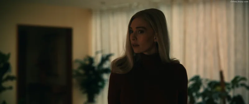 Vanessa Kirby photo 23 of 1109