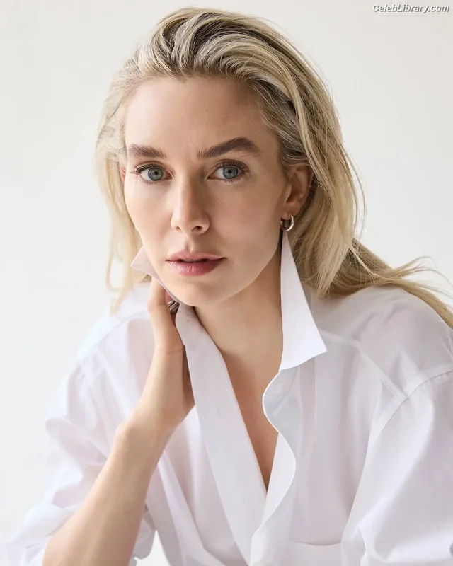 Vanessa Kirby photo 6 of 1109