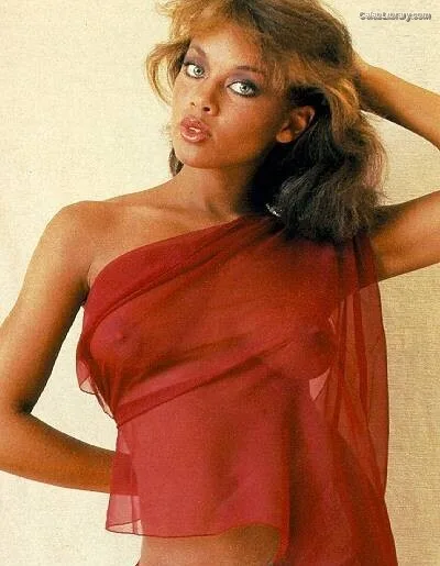 Vanessa L. Williams photo 1 of 129