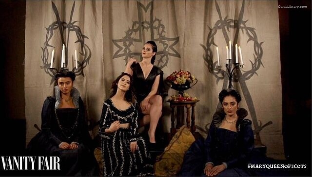 Vanessa Marano photo 21 of 1085