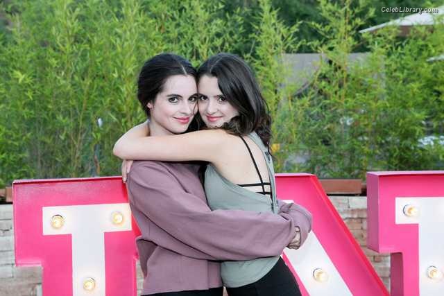 Vanessa Marano photo 7 of 1085