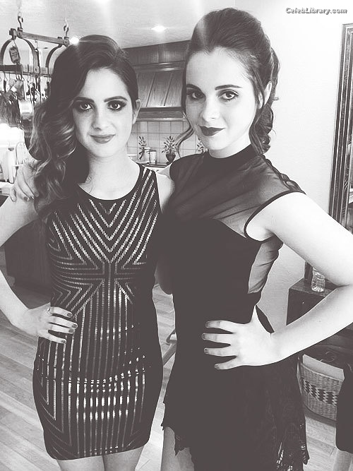 Vanessa Marano photo 5 of 1085