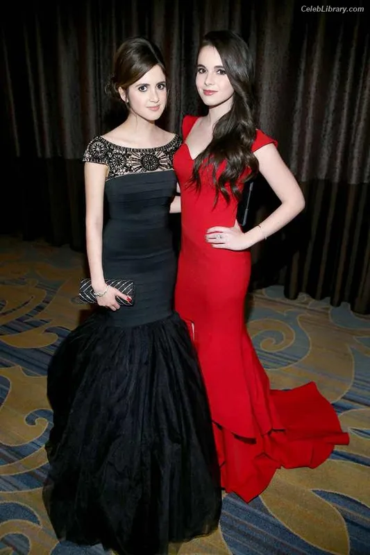 Vanessa Marano photo 20 of 1085