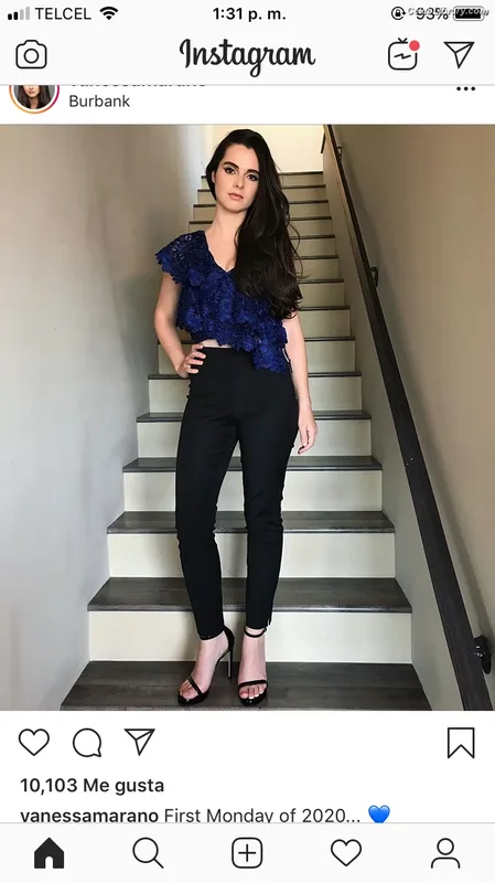 Vanessa Marano photo 14 of 1085