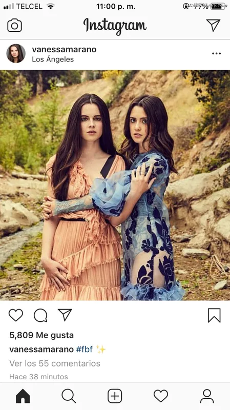 Vanessa Marano photo 10 of 1085