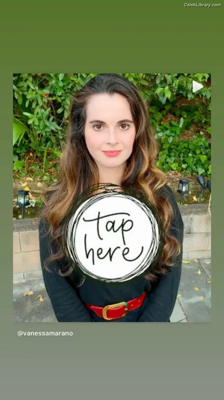 Vanessa Marano photo 9 of 1085