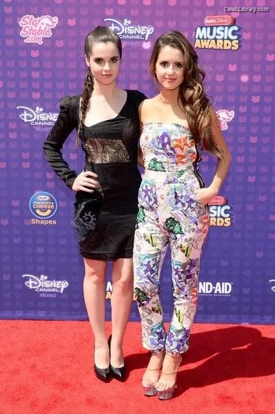 Vanessa Marano photo 14 of 1085