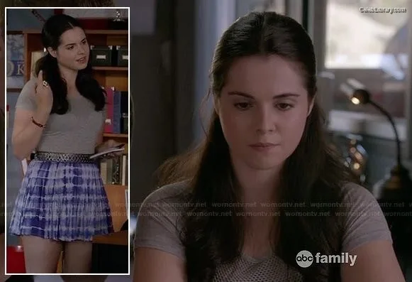 Vanessa Marano photo 4 of 1085