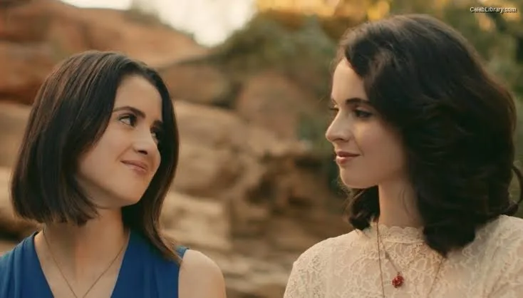 Vanessa Marano photo 1 of 1085