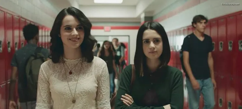Vanessa Marano photo 6 of 1085