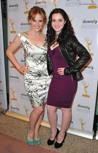 Vanessa Marano photo 5 of 1085
