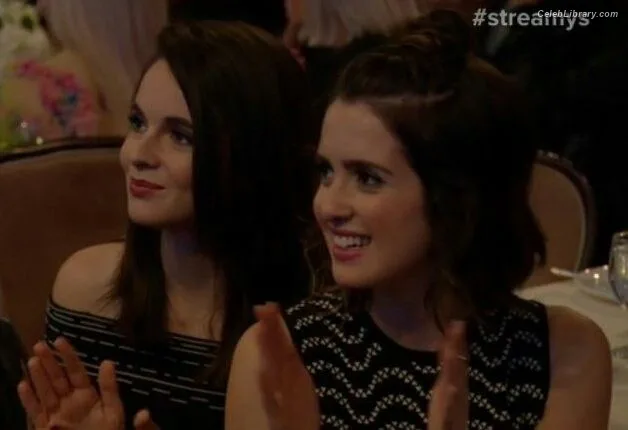Vanessa Marano photo 22 of 1085