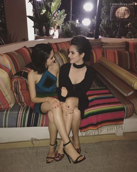 Vanessa Marano photo 8 of 1085