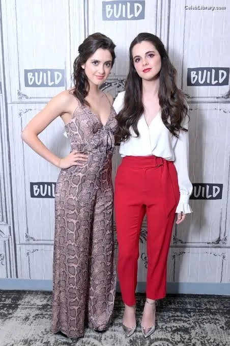 Vanessa Marano photo 20 of 1085