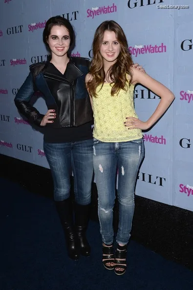 Vanessa Marano photo 21 of 1085