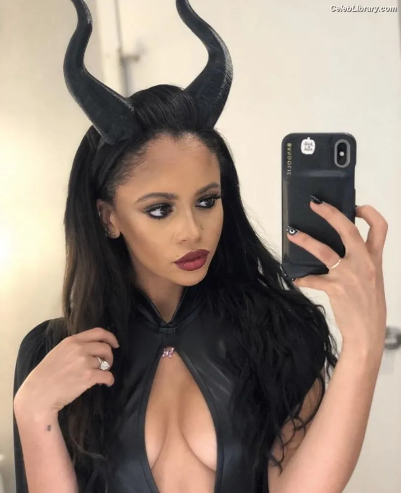 Vanessa Morgan photo 10 of 299