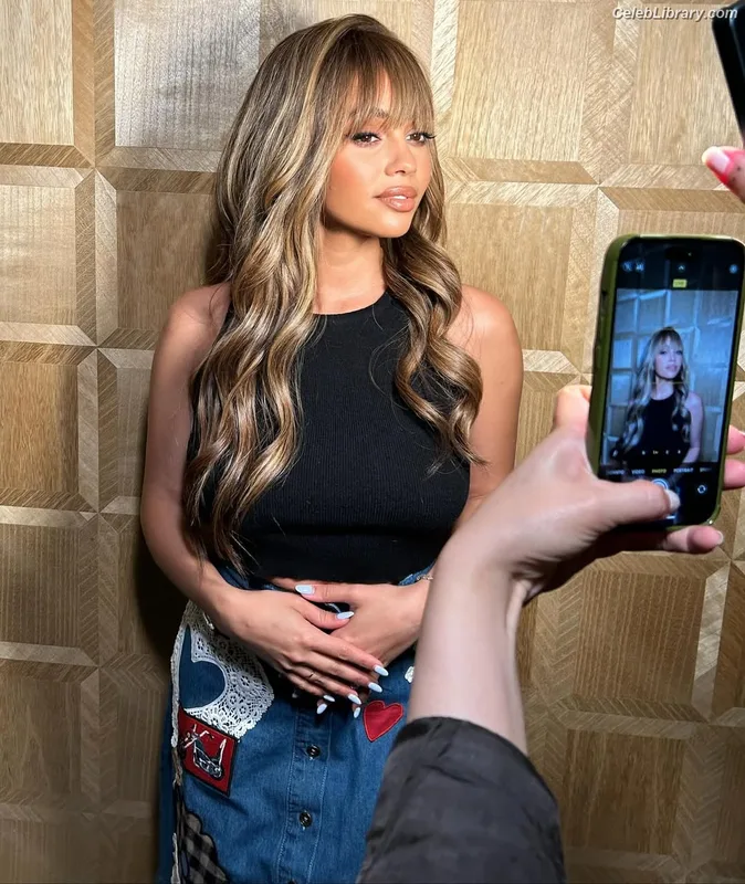 Vanessa Morgan photo 3 of 299