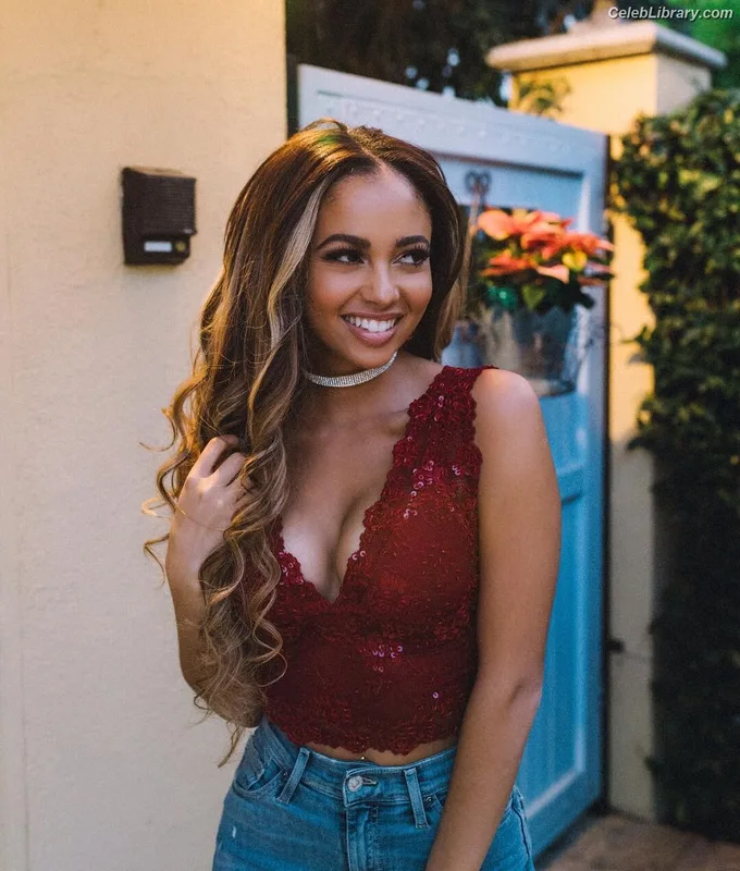 Vanessa Morgan photo 18 of 299