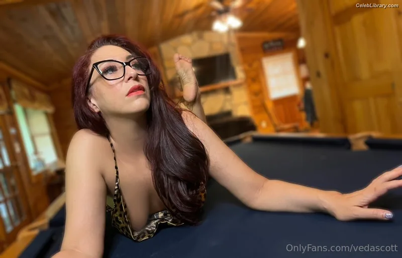 Veda Scott photo 3 of 312