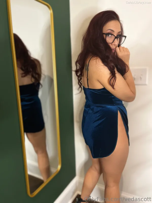 Veda Scott photo 18 of 312