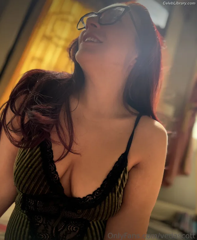 Veda Scott photo 22 of 312