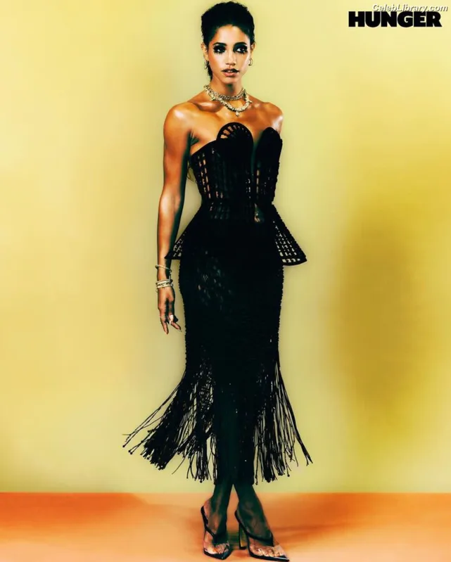 Vick Hope photo 6 of 277