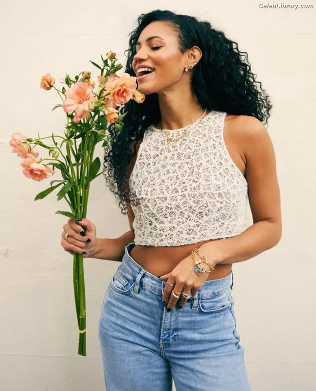 Vick Hope photo 22 of 277