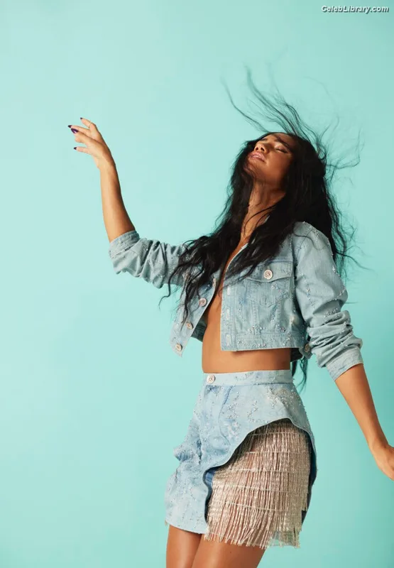Vick Hope photo 15 of 277