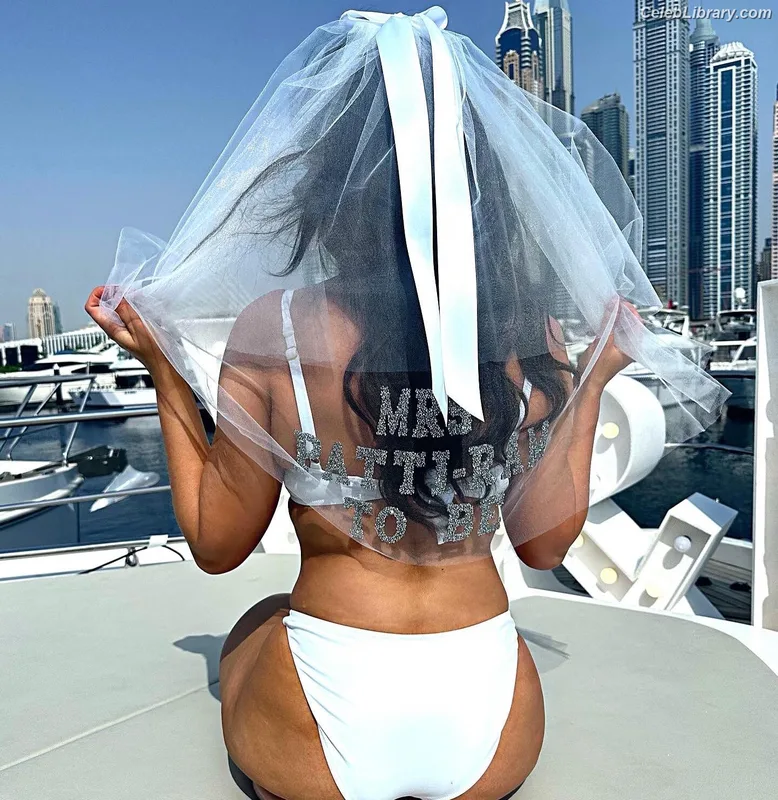 Vicky Pattison photo 2 of 134