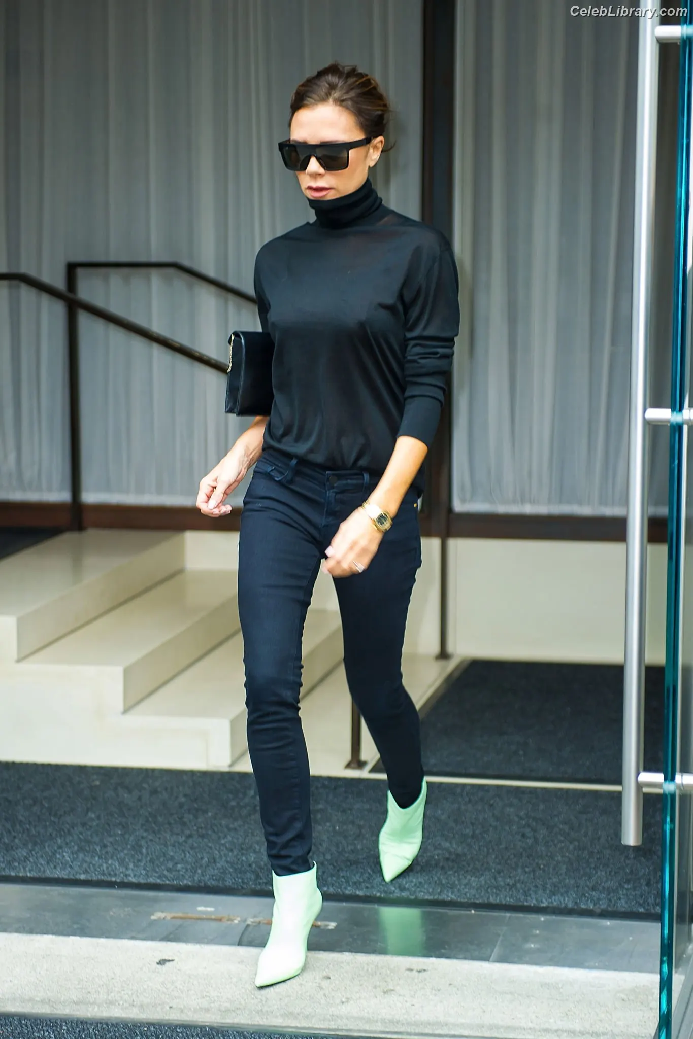 Victoria Beckham photo 17 of 201