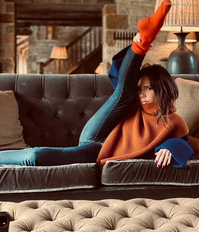 Victoria Beckham photo 8 of 202