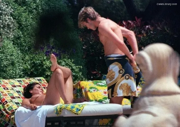 Victoria Beckham photo 15 of 202