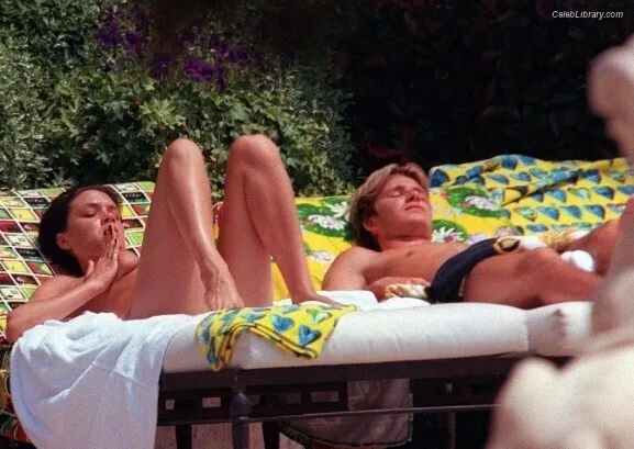 Victoria Beckham photo 16 of 202