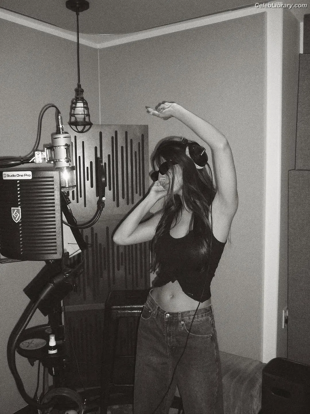 Victoria Justice photo 8 of 3456