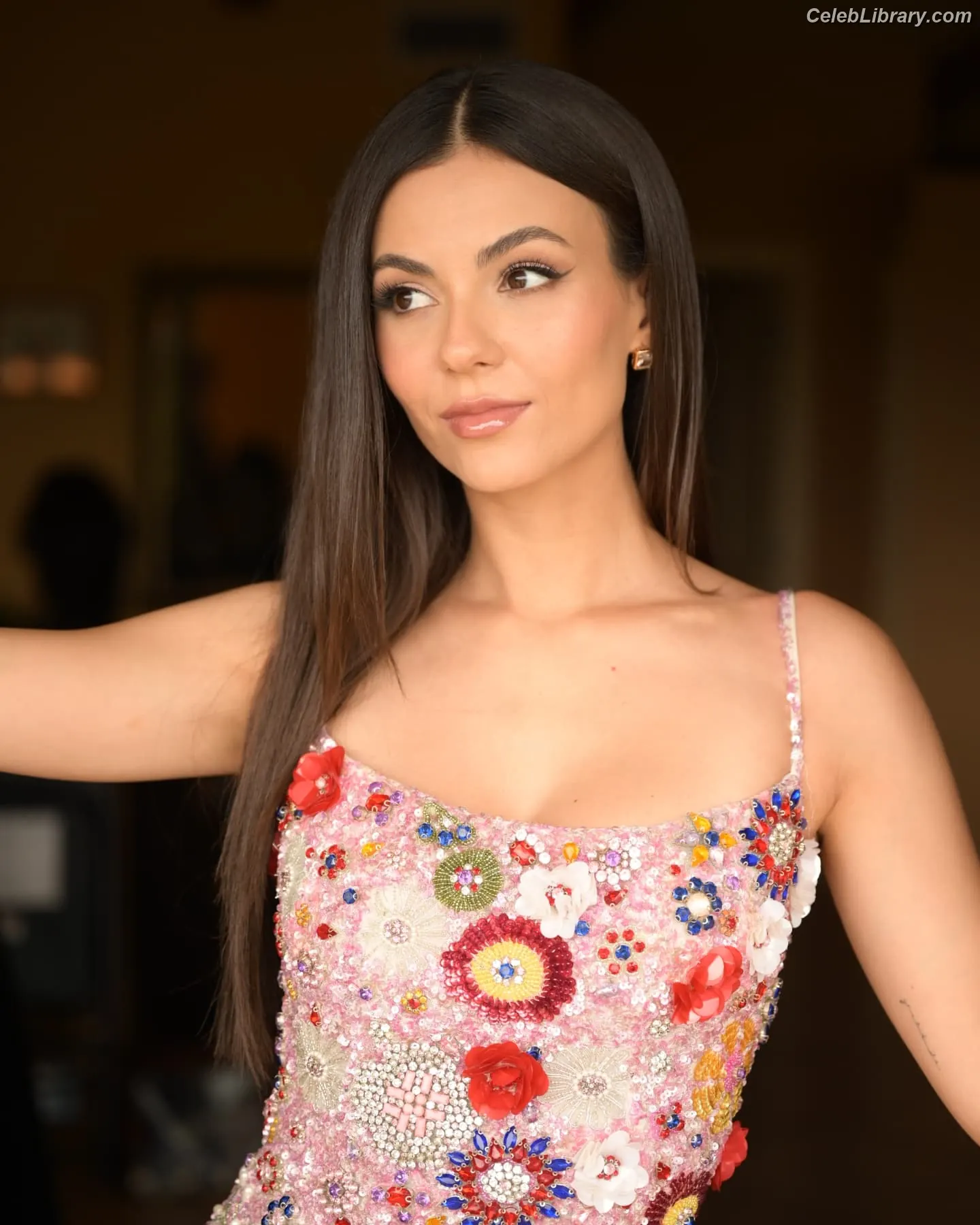 Victoria Justice photo 24 of 3456